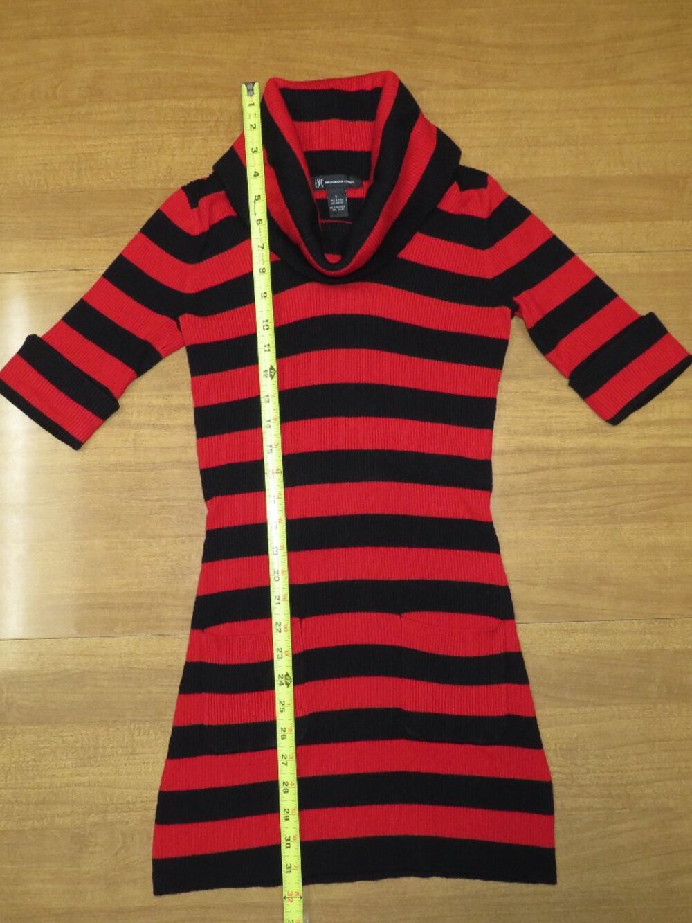 VNT Y2K INC International Concept Tunic Sweater Dress - Color: Red Black; Size S